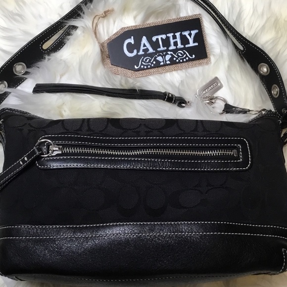🚫𝕊𝕆𝕃𝔻🚫Authentic Black Coach Hobo Bag - Picture 2 of 8
